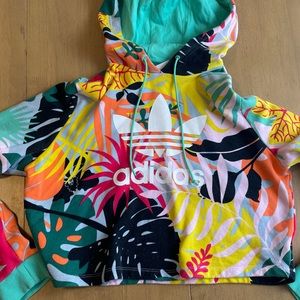 Women’s Tropical Print Adidas Hoodie Medium